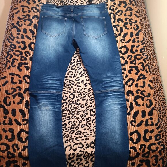 Rutherford Jeans Men Size 32x31 Flex Skinny Fit Blue Painted Comic Pattern Denim - Picture 6 of 7